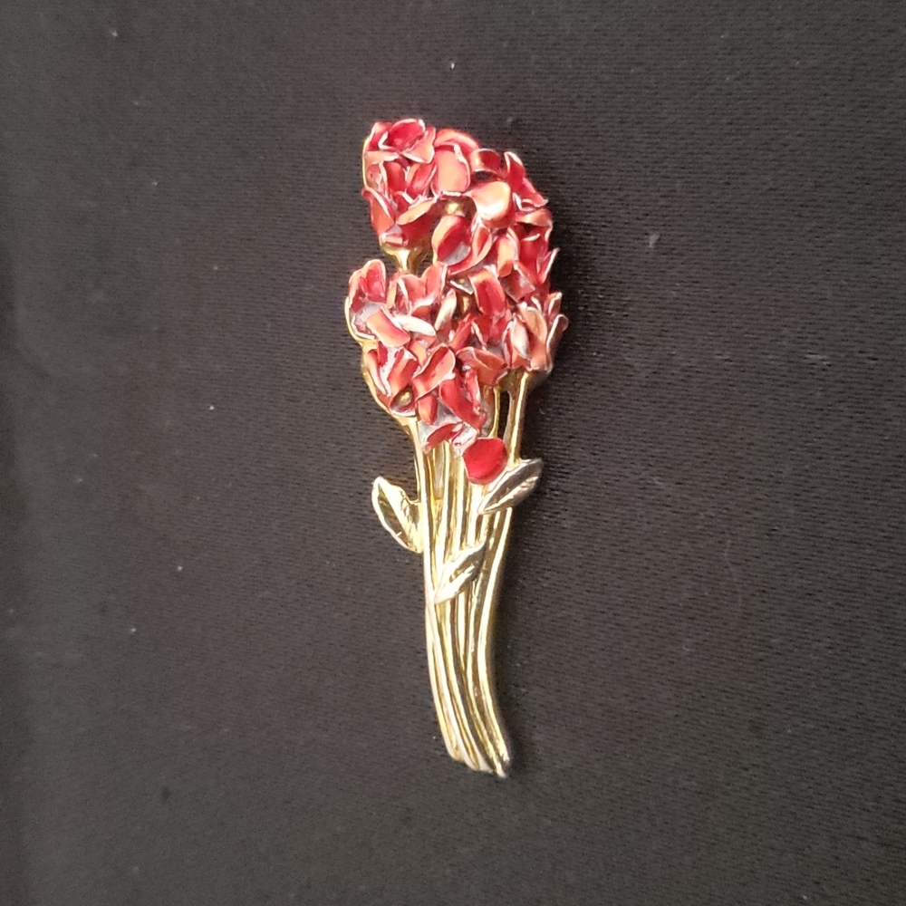 Vintage DM 97 ROSE 🌹 GOLD TONE BROOCH